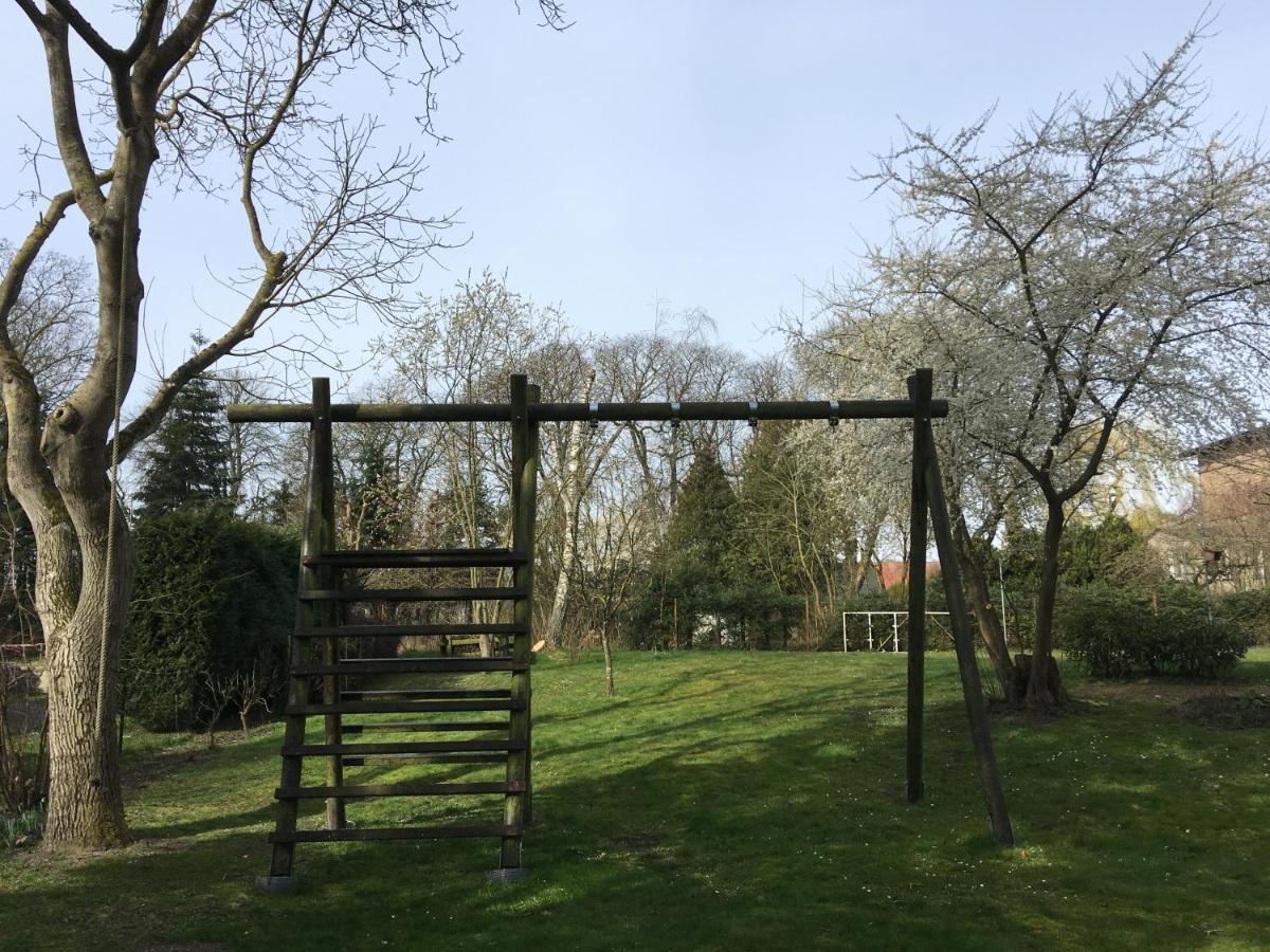 Ferienwohnung Kastanienblick oder Parkblick Ziethen  Exterior foto